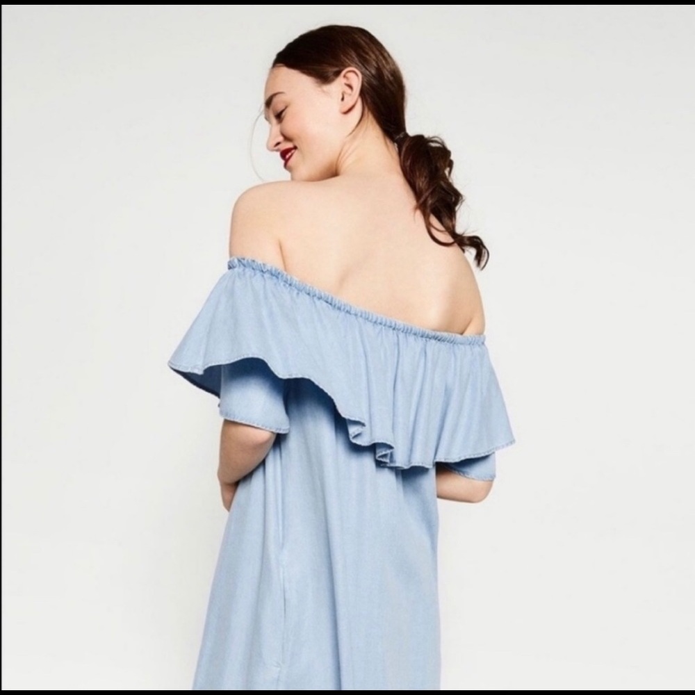 Zara off the shoulder chambray dress - Small